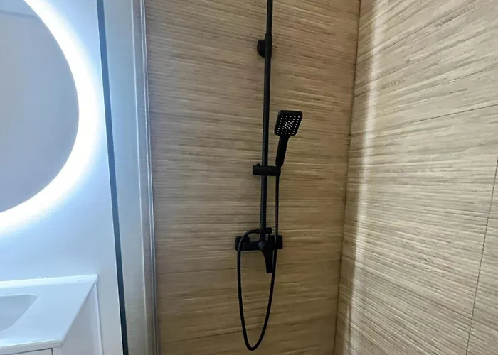 Luxueux Cosy, Hypercentre Апартаменты *